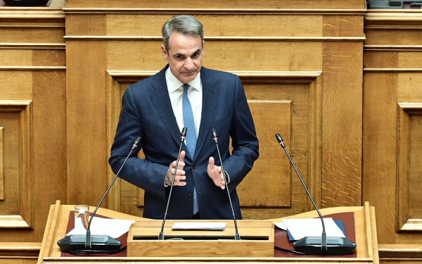 Μητσοτάκης: Τα 50 χρόνια από την επιστροφή της Δημοκρατίας, αφετηρία για καλύτερη Ελλάδα (βίντεο)