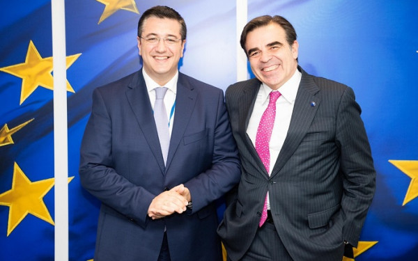 Μαργαρίτης Σχοινάς για Τζιτζικώστα: «Περήφανος για όσα πετύχαμε - Θερμές ευχές στον φίλο Απόστολο»