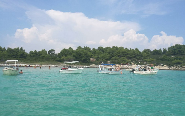 Χαλκιδική: Αντιδράσεις για τη δημοπράτηση της παραλίας «Φάβα» στη Βουρβουρού - Ανακαλεί τη θετική άποψη ο δήμος