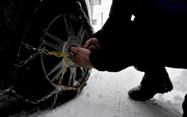 Χειμώνιασε και επίσημα: Πού χρειάζονται αντιολισθητικές αλυσίδες στην Κεντρική Μακεδονία 