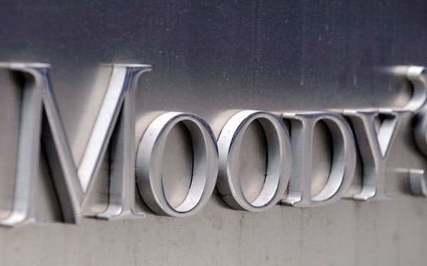 Γιατί ο οίκος Moody's αναβάθμισε 6 ελληνικές τράπεζες και όχι το αξιόχρεο του δημοσίου;