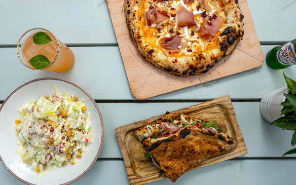 The 55 Rule Pizza ή πού θα απολαύσετε την πιο «πιστή» στην αυθεντική συνταγή, ναπολιτάνικη pizza στην Καλαμαριά