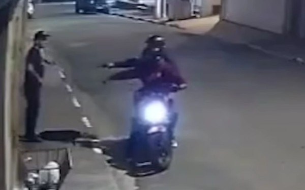 Σοκαριστικό βίντεο από ληστεία στην Βραζιλία - Το θύμα πήρε το όπλο του 16χρονου δράστη και τον σκότωσε