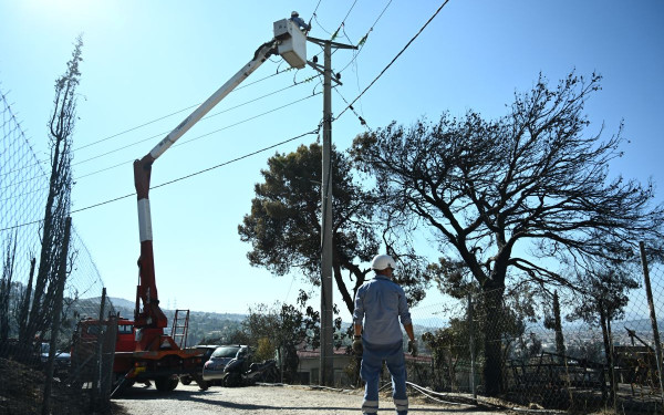 ΔΕΔΔΗΕ: Ολοκληρώνονται οι εργασίες αποκατάστασης ζημιών από την κακοκαιρία Bora