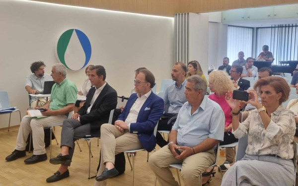 ΕΥΑΘ: «Ραντεβού τον Σεπτέμβρη» με τις νέες τιμές