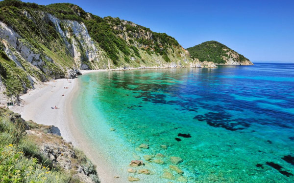 Τρεις ελληνικές παραλίες στις 50 καλύτερες του κόσμου