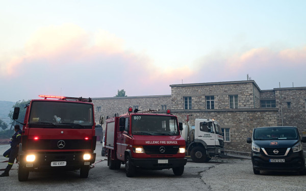 Φωτιά στην Αττική: Εκκενώθηκε το νοσοκομείο Παίδων Πεντέλης