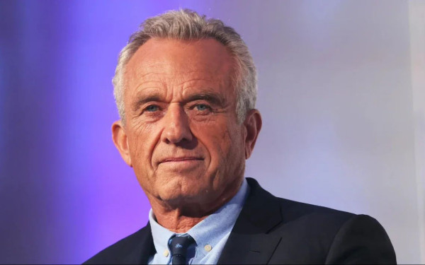 ΗΠΑ: Τουλάχιστον 80 οργανώσεις και ιδρύματα ζητούν να μην επικυρωθεί ο διορισμός του Ρόμπερτ Φ. Κένεντι Τζούνιορ στο υπουργείο Υγείας