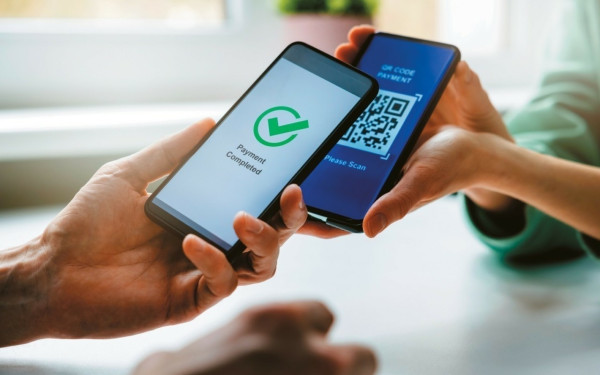 Τέλος χρόνου για την εγγραφή επαγγελματιών στο IRIS - Ξεκινούν οι έλεγχοι