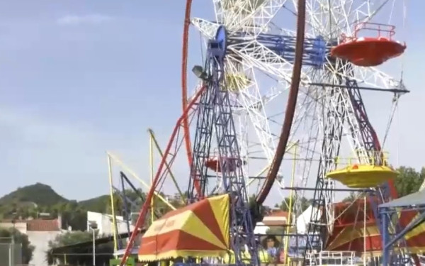 Συγκλονίζει ο πατέρας του νεκρού 19χρονου σε λούνα παρκ στη Χαλκιδική: «Διαλύθηκε το πρόσωπο του παιδιού μου» - Τι δείχνει η ιατροδικαστική