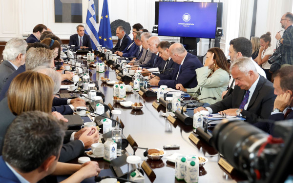 Ο ανασχηματισμός, η νέα γενιά και η Θεσσαλονίκη των υφυπουργών