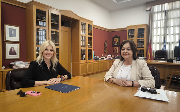 Η τουριστική ανάπτυξη της Καλαμαριάς στο επίκεντρο της συνάντησης της Χρύσας Αράπογλου με την Έλενα Ράπτη