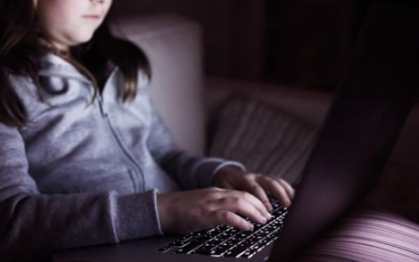 Αυστραλία: «Τέλος» τα social media για ανηλίκους κάτω των 14 ετών - Επιβάλλει ηλικιακό περιορισμό