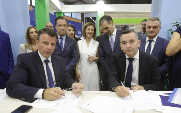 88η ΔΕΘ: Υπογράφηκαν οι συμβάσεις για την αναβάθμιση - ανακαίνιση 10 νοσοκομείων και 2 Κέντρων Υγείας