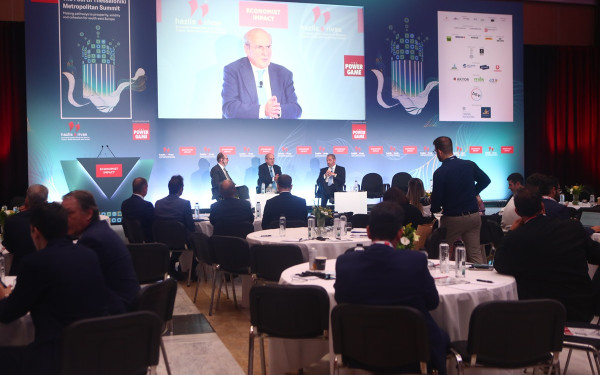 Economist στη Θεσσαλονίκη - Γ. Ζερβός: «Καταλύτες» οι κοινοτικοί πόροι για μια πιο ανταγωνιστική και βιώσιμη ΝΑ Ευρώπη