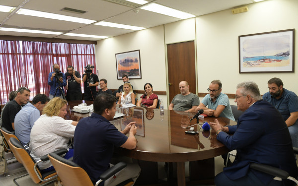 Δ. Κουτσούμπας: Απαιτούμε ελεύθερες παραλίες για όλους, μακριά από κάθε επιχειρηματική δραστηριότητα