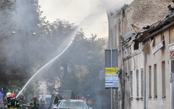 Ουκρανία: Στο Λβιβ, ένας πατέρας έχασε σύζυγο και τρεις κόρες από τους ρωσικούς βομβαρδισμούς