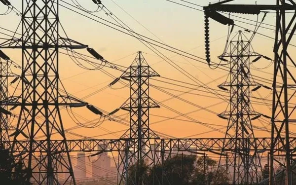 Ξανά από την αρχή η υπογειοποίηση πυλώνων υψηλής τάσης της ΔΕΗ σε Εύοσμο-Κορδελιό - Η καθυστέρηση έφερε κόντρα στο δημοτικό συμβούλιο