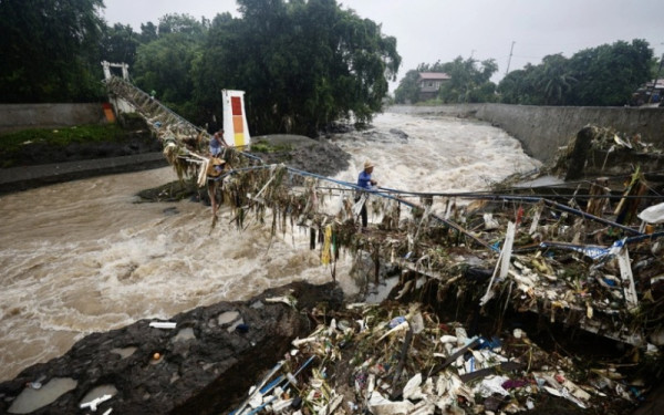 Βιετνάμ: Τουλάχιστον 82 άνθρωποι έχουν χάσει τη ζωή τους από τον τυφώνα Γιάγκι