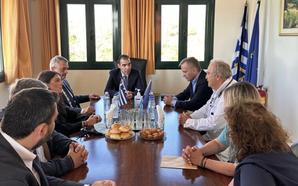 Περιοδεία υφυπ. Υγείας Μ. Θεμιστοκλέους σε 10 νοσοκομεία της Μακεδονίας