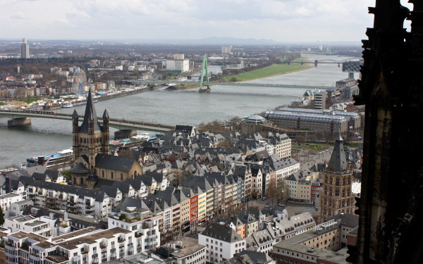 Γερμανία: Έκρηξη στο κέντρο της Κολωνίας - Ένας τραυματίας