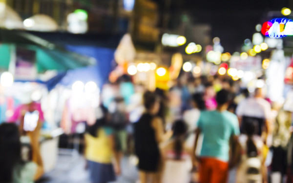 Δήμος Παύλου Μελά: Λευκή Νύχτα με Ηλία Καμπακάκη