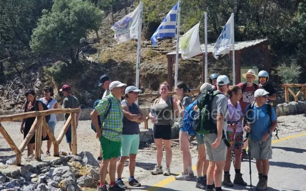 Φαράγγι Σαμαριάς: Απεγκλωβίστηκαν και οι τελευταίοι τουρίστες από την περιοχή - Δείτε βίντεο ντοκουμέντα