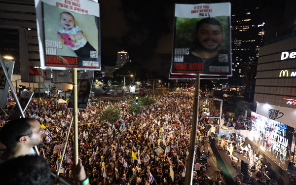 Χαμάς: Aνακοίνωσε τα ονόματα των έξι εν ζωή ομήρων που θα απελευθερωθούν αύριο