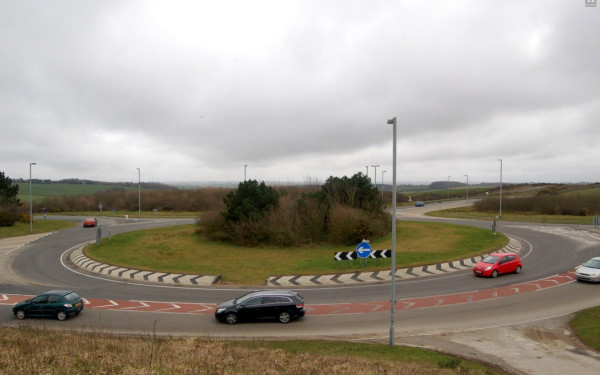 Εύοσμος: Στα σκαριά ισόπεδοι κυκλικοί κόμβοι (roundabout) για να δοθεί ανάσα στο κυκλοφοριακό - Πού θα γίνουν