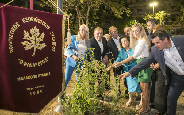 Πυλαία: Πλατεία «Φιλάρετος» προς τιμήν του ομώνυμου Εξωραϊστικού, Πολιτιστικού και Μορφωτικού Συλλόγου