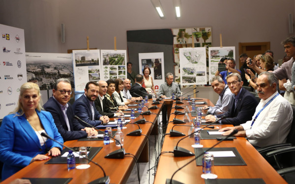 Θεσσαλονίκη - Νίκος Παππάς: «Δημόσιο έργο - Περισσότερο πράσινο» το σχέδιο του ΣΥΡΙΖΑ για την ανάπλαση της ΔΕΘ (Βίντεο)