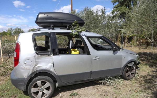 Θεσσαλονίκη: Συνεχίζει να δίνει μάχη για να κρατηθεί στη ζωή το ζευγάρι που παρασύρθηκε από ΙΧ στη Θέρμη (βίντεο)