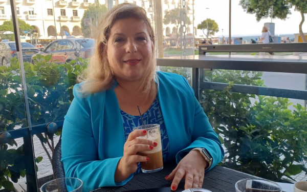 Πρωινός  Καφές με τη Μαρία Συρεγγέλα (βίντεο)