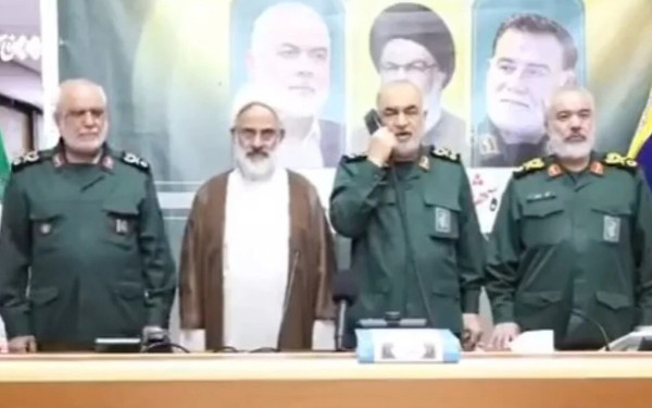 Ιράν: Η στιγμή που ο διοικητής των Φρουρών της Επανάστασης δίνει εντολή για την επίθεση στο Ισραήλ (βίντεο)