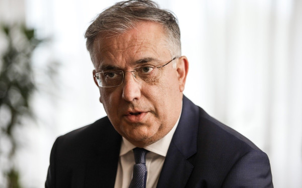 Τ. Θεοδωρικάκος: Παρατείνονται έως τον Απρίλιο τα μέτρα ελέγχου των τιμών