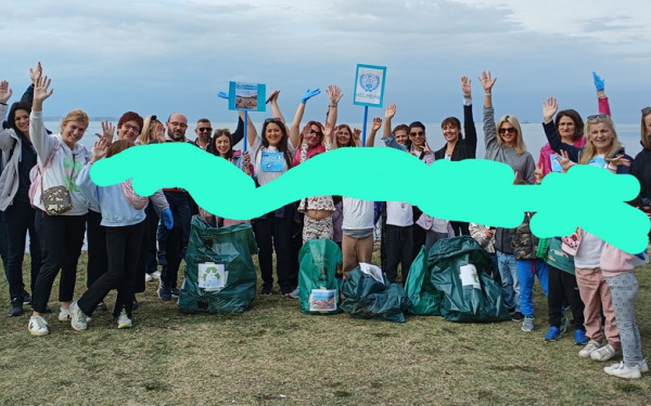 Καλαμαριά: Δράση εθελοντισμού και καθαρισμός ακτής από τους μικρούς μαθητές του 22ου Νηπιαγωγείου