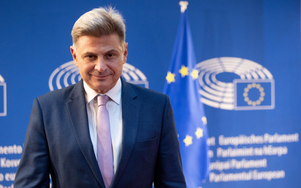 Νικόλας Φαραντούρης στη «ΜτΚ»: Όποιος απουσιάζει έχει πάντα άδικο...