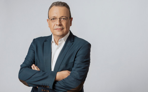 Σωκράτης Φάμελλος στη «ΜτΚ»:  Στόχος μου να γίνει ο ΣΥΡΙΖΑ-ΠΣ σύγχρονος, δημοκρατικός και αποτελεσματικός