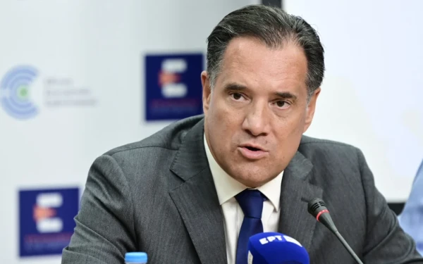 Άδωνις Γεωργιάδης: Πρόστιμο 800.000 ευρώ σε γιατρό για απάτη με το ΑΜΚΑ της μητέρας του