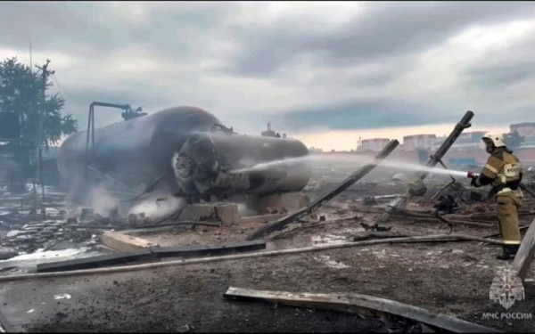 Κόλαση φωτιάς στην Τσετσενία: Τουλάχιστον τέσσερις νεκροί από έκρηξη σε πρατήριο καυσίμων στο Γκρόζνι (βίντεο)