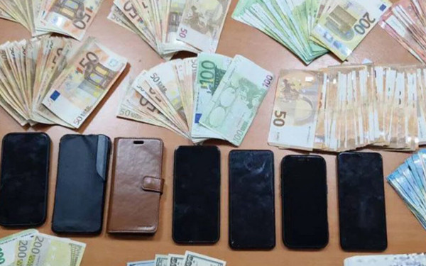 Κύκλωμα εφοριακών στην Κέρκυρα: Προφυλακίστηκε ο υποδιευθυντής της ΔΟΥ - Ελεύθεροι με περιοριστικούς οι υπόλοιποι τέσσερις (βίντεο)