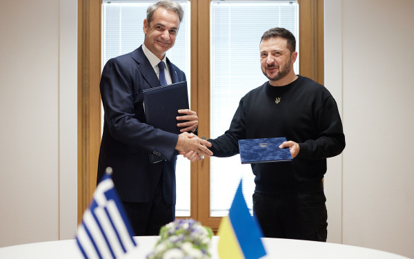 Συμφωνία συνεργασίας σε θέματα ασφάλειας υπέγραψαν Μητσοτάκης και Ζελένσκι – Τι προβλέπει