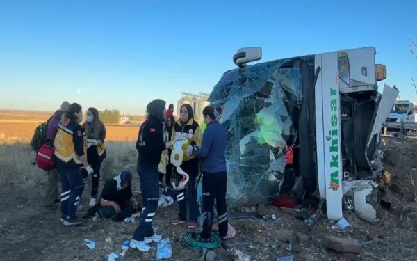 Τουρκία: Εξι νεκροί και 25 τραυματίες σε δυστύχημα με λεωφορείο