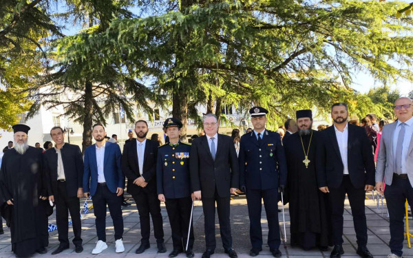 Με τη δέουσα λαμπρότητα τίμησε ο Δήμος Χαλκηδόνος την Εθνική Επέτειο