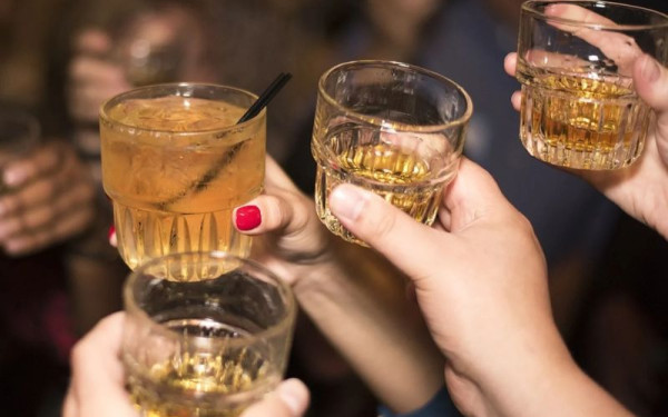 ΠΑΣΚΕΔΙ: Κάλεσμα για εγρήγορση από το σωματείο μετά τη δηλητηρίαση μαθητών από ανεξέλεγκτο αλκοόλ