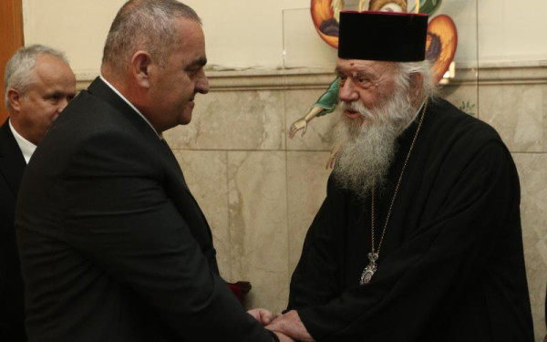 Στον Αρχιεπίσκοπο Ιερώνυμο ο Φρέντι Μπελέρης - «Ήταν ο άνθρωπος που έδωσε την ευλογία του όταν ήμουν υποψήφιος»