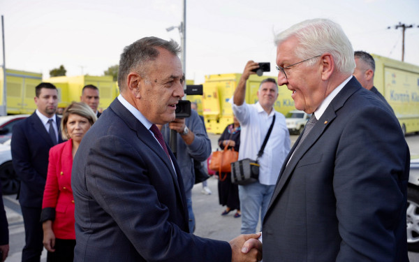 Τη δομή της Μαλακάσας επισκέφθηκε ο Σταϊνμάιερ