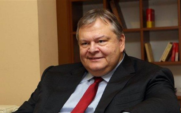 Απάντηση Βενιζέλου σε Γεραπετρίτη για τα περί «σύγχυσης»: Δεν βρίσκω λογική και νομική συνοχή - Eπιτηδευμένα σκληρή η ρητορική της κυβέρνησης για το μεταναστευτικό