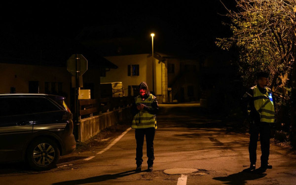 Φρίκη στη Γαλλία: Βρέθηκαν νεκρά 3 παιδιά σε σπίτι - Φέρουν τραύματα από μαχαίρι - Αναζητείται η μητέρα (βίντεο)