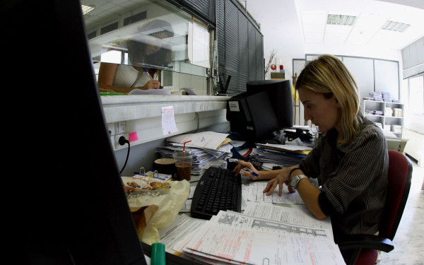 Φορολογικές δηλώσεις: Για ποιους θα προσυμπληρωθούν και το 2026